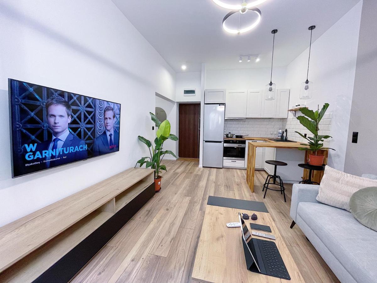 Polonia Art Apartments In The City Center Katowice Ngoại thất bức ảnh