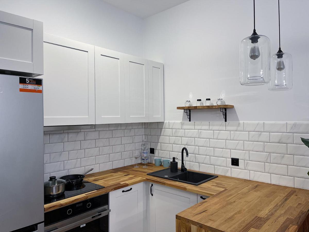 Polonia Art Apartments In The City Center Katowice Ngoại thất bức ảnh