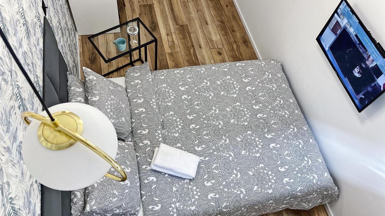 Polonia Art Apartments In The City Center Katowice Ngoại thất bức ảnh