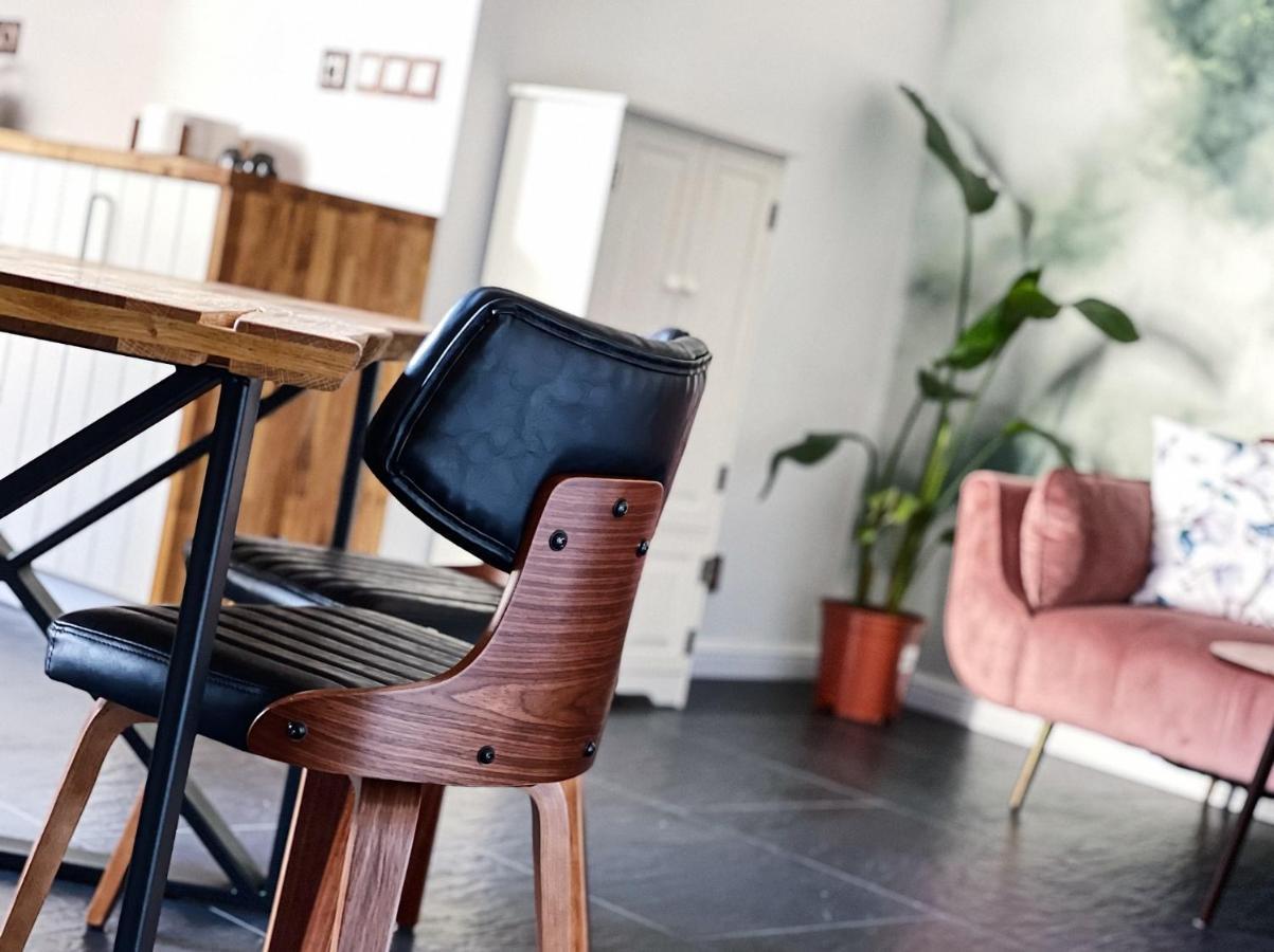 Polonia Art Apartments In The City Center Katowice Ngoại thất bức ảnh