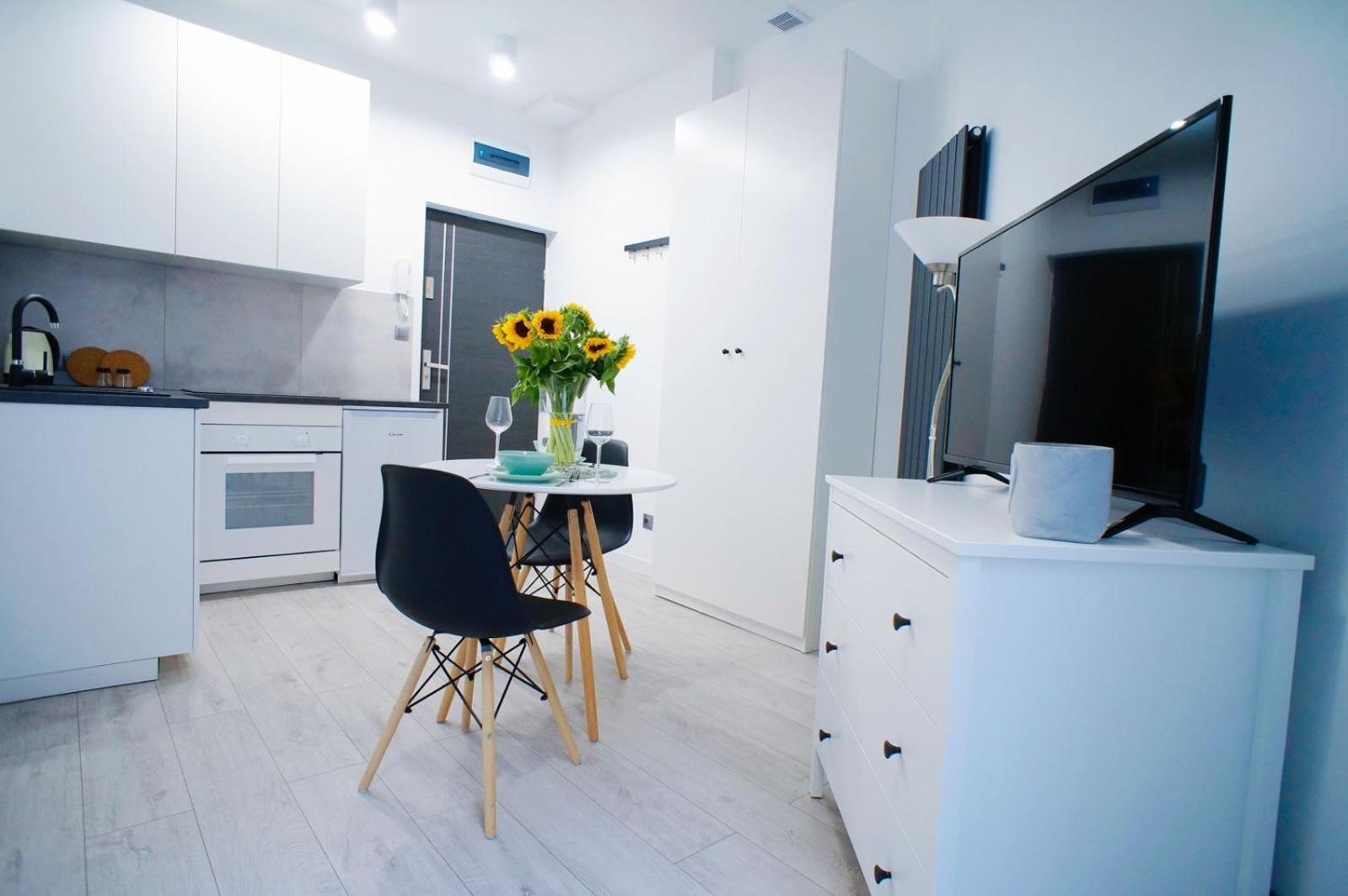 Polonia Art Apartments In The City Center Katowice Ngoại thất bức ảnh